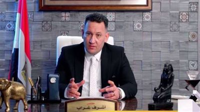 خبير اقتصادي يرصد مكاسب استضافة مصر قمة منظمة الدول الثماني الإسلامية للتعاون الاقتصادي