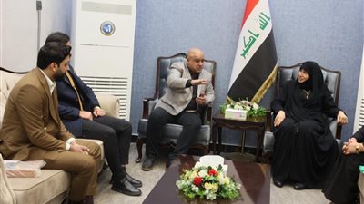 وفد من الاتحاد العربي للاعلام الالكتروني يزور وزارة البيئة  