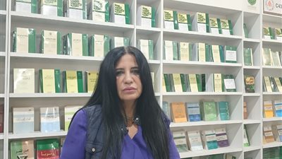 المستشارة نجاة مرابي تشارك في معرض الكتاب بأحدث إصداراتها 