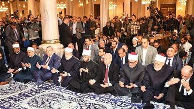 رئيس جامعة الأزهر يشارك في احتفالية وزراة الاوقاف بذكرى الإسراء والمعراج بمسجد سيدنا الحسين 