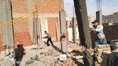 محافظ أسيوط: إزالة فورية لأعمدة مخالفة للبناء وأخرى لتعدي على الطريق العام بشارعي الجمهورية ورياض بنطاق حي شرق