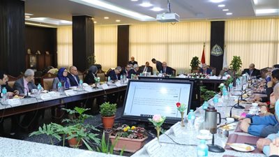 بحضور الخبير الإستراتيجي اللواء د.سمير فرج ... 