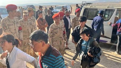 القوات المسلحة تنجح فى إنقاذ عدد من السياح تعطل بهم بالون طائر