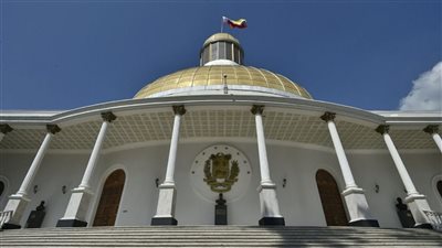 فنزويلا : مناقشة  الدعوة الانتخابية التي وجهها المجلس الانتخابي الوطني في 27 أبريل