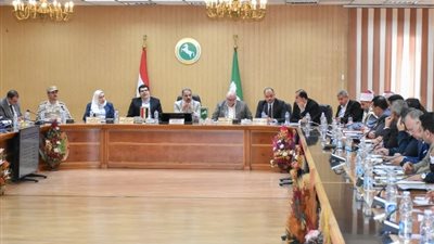 محافظ الشرقية يؤكد على أهمية الإستعداد الجيد لإستقبال الفصل الدراسي الثاني