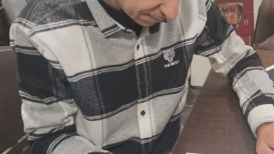 طواله يوقع أول استمارة من حملة 