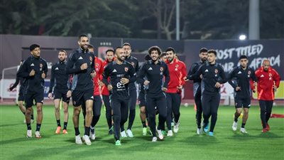 غياب وسام ابو علي ..تعرف علي قائمة الأهلي لمواجهة مودرن سبورت بالدوري