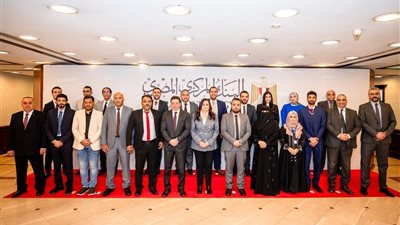 البنك المركزي المصري يستقبل وفدًا من نظيره اليمنى للتعرف على التجربة المصرية الرائدة في مجال نظم وخدمات الدفع 