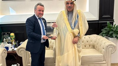 قام الإتحاد الدولي لملكات الجمال بتكريم معالي أمين المنطقة الشرقية المهندس فهد الجبير