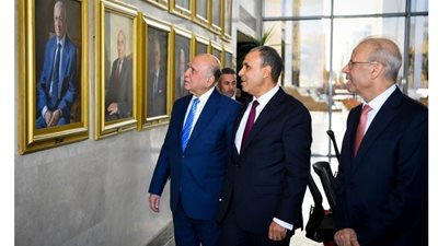 نائب رئيس مجلس الوزراء وزير الخارجية العراقي يلتقي نظيره المصري في القاهرة