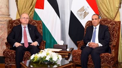 وزير الخارجية والهجرة يستقبل رئيس الوزراء وزير خارجية فلسطين 