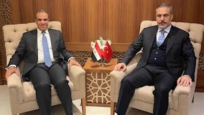 وزير الخارجية والهجرة يبحث مع نظيره التركى آخر المستجدات فى قطاع غزة
