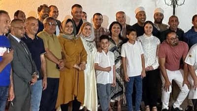 السفيرة المصرية في ياوندي تلتقي مع أعضاء الجالية المصرية في الكاميرون