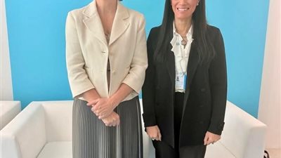 وزيرة التخطيط والتنمية الاقتصادية والتعاون الدولي تلتقي مدير عام صندوق أبو ظبي للتنمية ومديرة الحوكمة العامة بمنظمة التعاون الاقتصادي والتنمية OECD