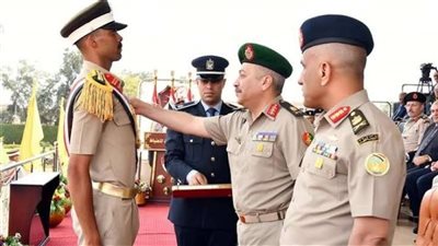 القوات المسلحة تحتفل بتخريج الدفعة (167) من كلية الضباط الإحتياط