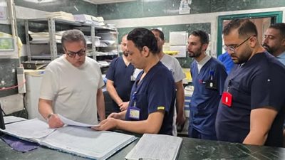 استكمالًا لسلسلة جولاته الميدانية المفاجئة..  نائب رئيس مجلس الوزراء وزير الصحة يتفقد مستشفى البنك الأهلي