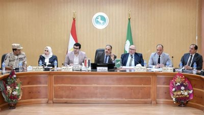تنفيذي الشرقية يُشدد على ضرورة إسراع الخطى للإنتهاء من ملفي التصالح في بعض مخالفات البناء وتقنين أوضاع أراضي أملاك الدولة  