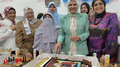 صور .. وسط فرحة الحضور .. «إعلام بنات الأزهر» تحتفل بتنصيب «ولاء عقاد» كأول عميدة للكلية