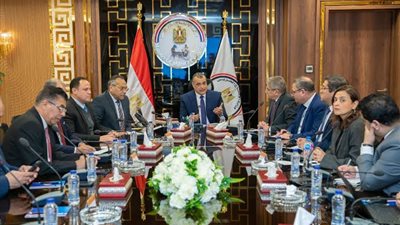 فى إطار الإعداد والتجهيز للمعرض الدولى للصناعات الدفاعية والعسكرية 