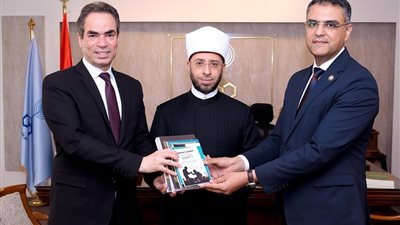 صور . . «رئيس الهيئة الوطنية للإعلام» يستقبل وزير الأوقاف في ماسبيرو 