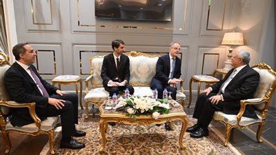 صور.. «رئيس مجلس النواب» يلتقي سفير بريطانيا في مصر