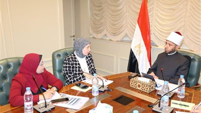 صور.. «وزير الأوقاف» يستقبل مديرة المركز القومي للبحوث الاجتماعية والجنائية لبحث التعاون المشترك