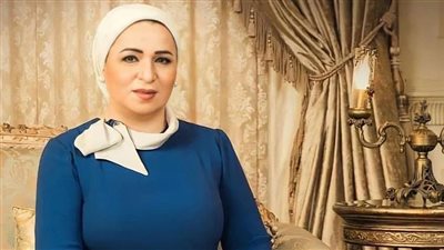 قرينة السيد الرئيس تتواصل هاتفيًا مع أسرة البطل خالد محمد شوقي لتقديم واجب العزاء