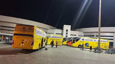 عودة أول فوج من حجاج البر عبر ميناء نويبع 