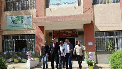 محافظ السويس يتفقد لجان إمتحانات الثانوية العامة والأزهرية  بالمحافظة