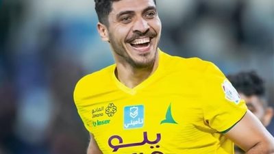 محمد شريف يحسم مستقبله بعد رحيله عن الدوري السعودي
