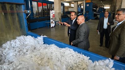 في استجابة سريعة لشكاوى واستغاثات مستثمري المنطقة الصناعية بأبو رواش 