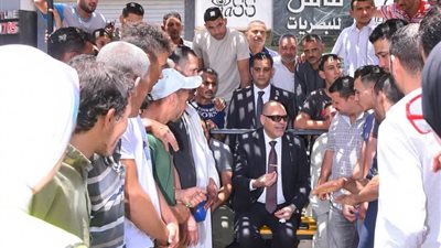 وزير العمل يَتفقدّ أماكن انتظار لائقة لعمال التراحيل بباب الشعرية