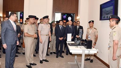 الفريق أحمد خليفة رئيس أركان حرب القوات المسلحة يشهد إنطلاق فعاليات المؤتمر العلمى الدولى الخامس للإتصالات ( ITC-EGYPT لعام 2025