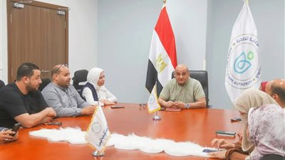 الرعاية الصحية بالسويس تعقد إجتماعها التوجيهي لمديري الإدارات بفرع الهيئة 