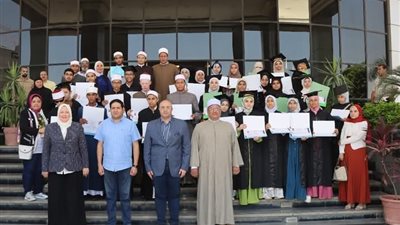محافظ بني سويف يُكرّم أوائل الثانوية العامة والأزهرية والدمج  على مستوى الجمهورية