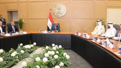 وزير الكهرباء والطاقة المتجددة يشهد توقيع مذكرة تفاهم لتطوير وتحديث مركز أبحاث الجهد الفائق  (EHVRC)