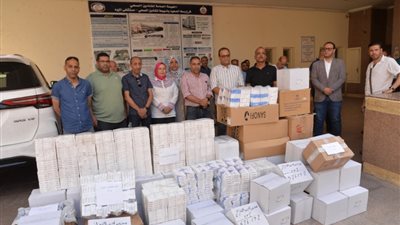 محافظ أسيوط: استلام شحنة جديدة من الأدوية و15 كرسيًا كهربائيًا متحركًا لتوزيعها على المستحقين 
