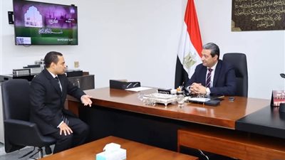 محافظ دمياط يلتقى مدير مديرية الصحة الجديد ويناقشان عدد من ملفات القطاع الصحى