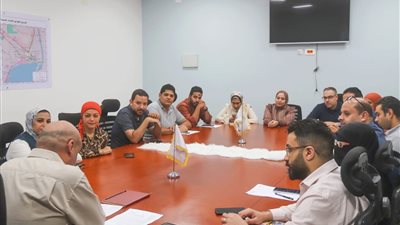 الرعاية الصحية بالسويس تعقد إجتماعها التوجيهي  بحضور قيادات الفرع 