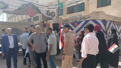أزمة قلبية تنهي حياة  موظف داخل إحدى اللجان الانتخابية بالشرقية 