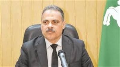 حازم الأشموني يشدد على سرعة الإنتهاء من تنفيذ أعمال مجمع المصالح 
