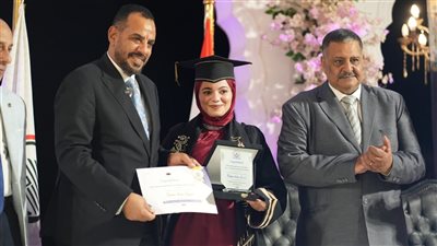 أمين الجبهة الوطنية بالسويس يشهد حفل تخرج كلية تربية قسم بيولوجي