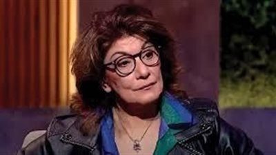 سماح أنور تحسم الجدل في إشاعة زواجها 