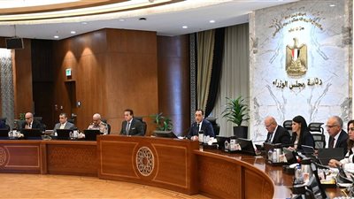 مجلس الوزراء يوافق على عدة قرارات هامة في قطاعات التعليم والبنية التحتية 