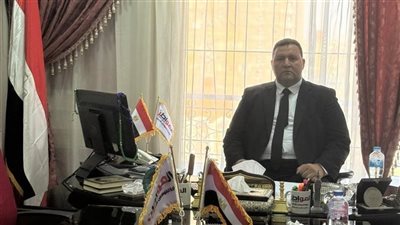 محمود التراس ينعى الدكتور أحمد عمر هاشم