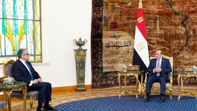 استقبل الرئيس السيسي الدكتور خالد العناني  المدير العام لليونسكو 