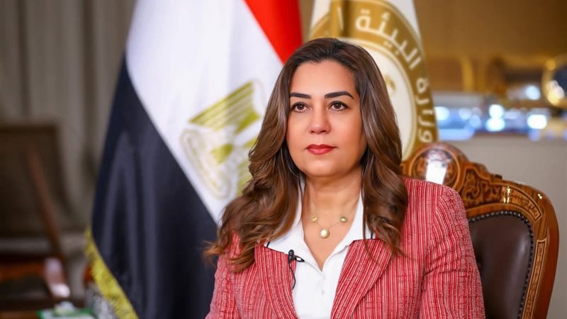 الدكتوره منال عوض
