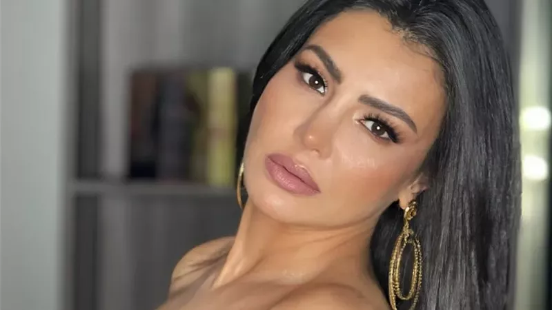 دينا فؤاد