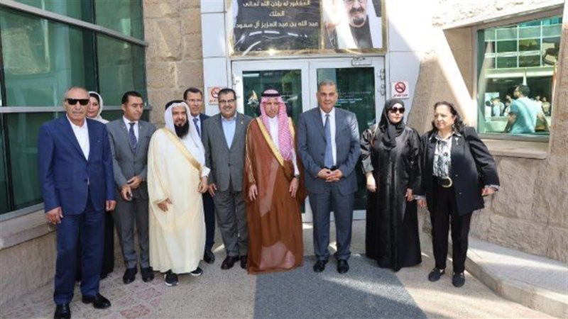 وفد من البرلمان العربي