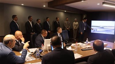 وزير الطيران المدني: مطار القاهرة ومطار سفنكس يشهدان حركة تشغيل مكثفة 